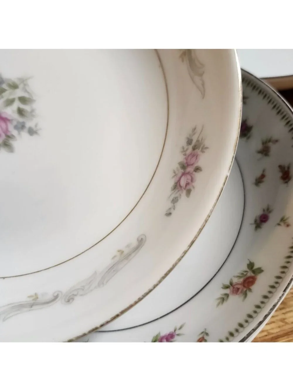 Mismatched Soup Bowls Porcelain China Set of 4 Florals